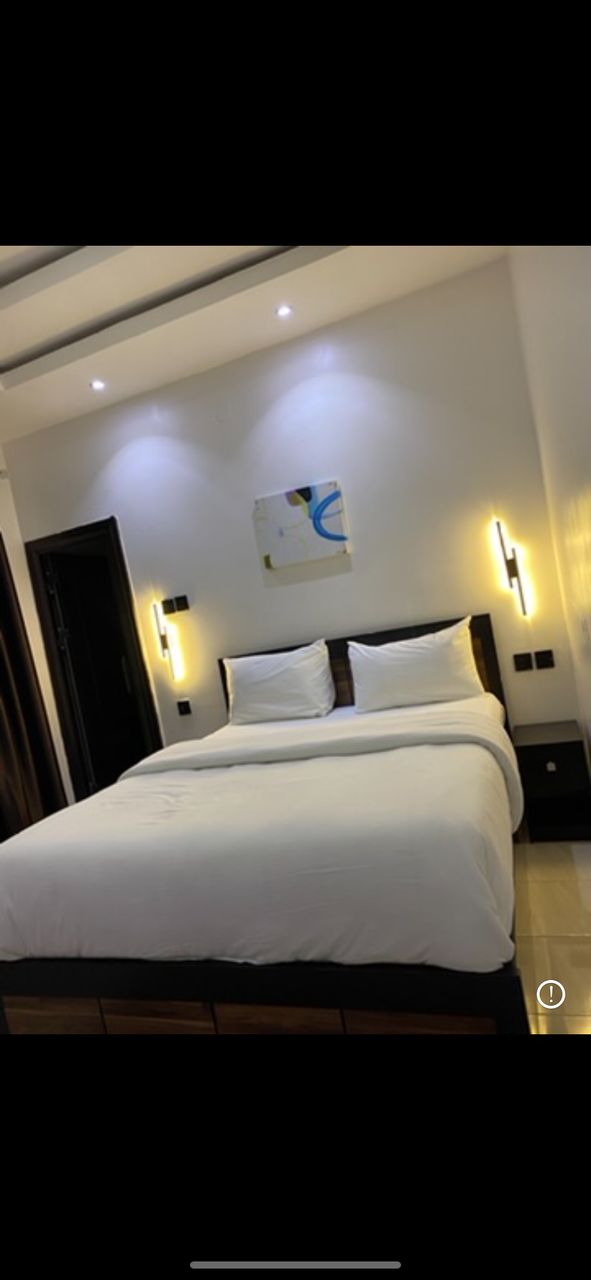 /web/uploads/116/Pinek Hotels/room-photos/Deluxe Executive Room/deluxe exe.jpg